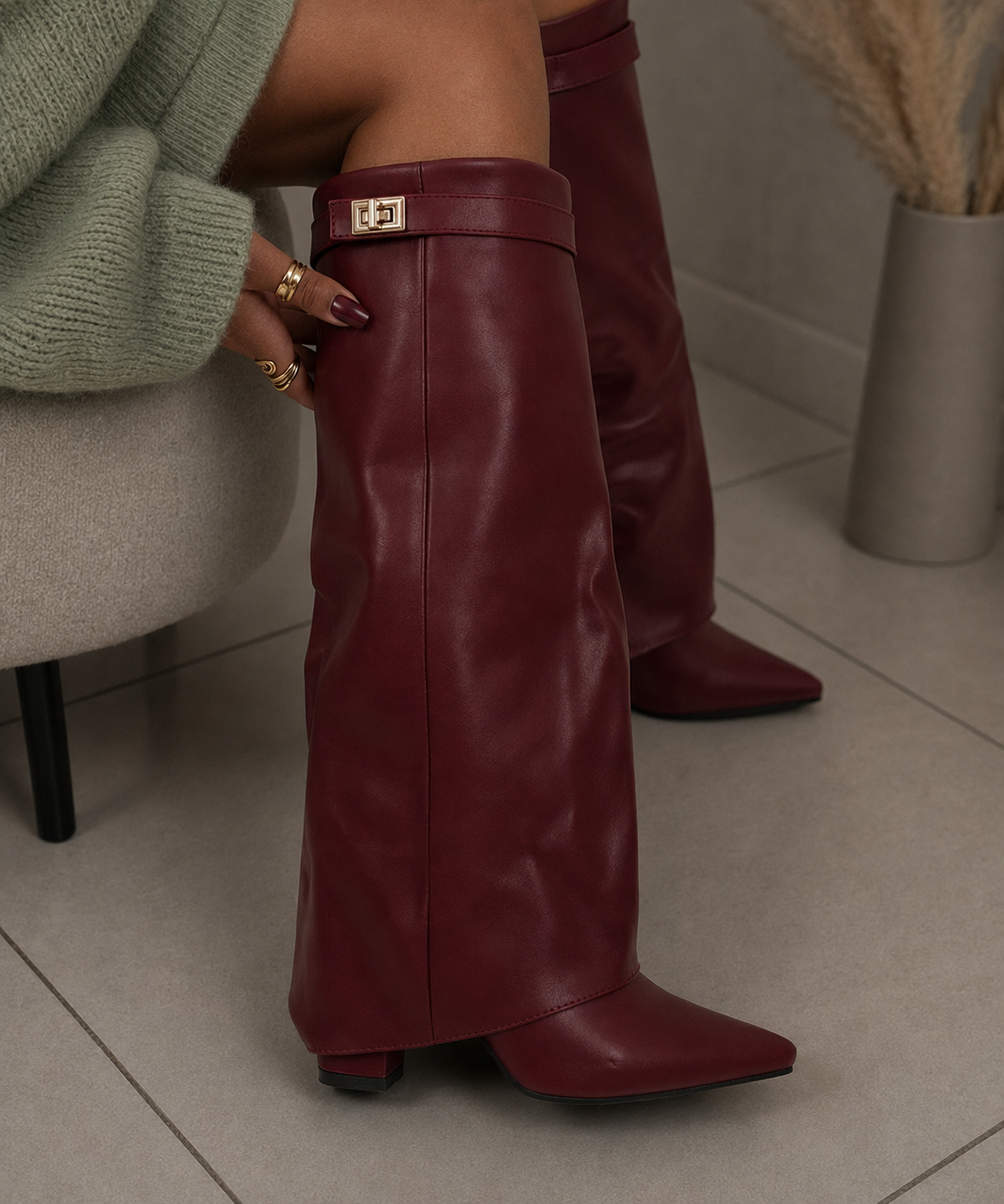 Bottes Hautes Bordeaux Élégance