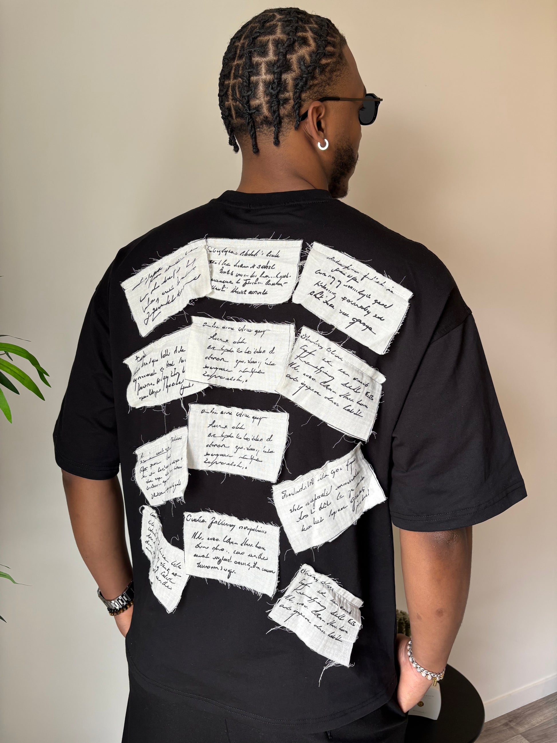 T-shirt “Write the Name” Noir - Édition Limitée